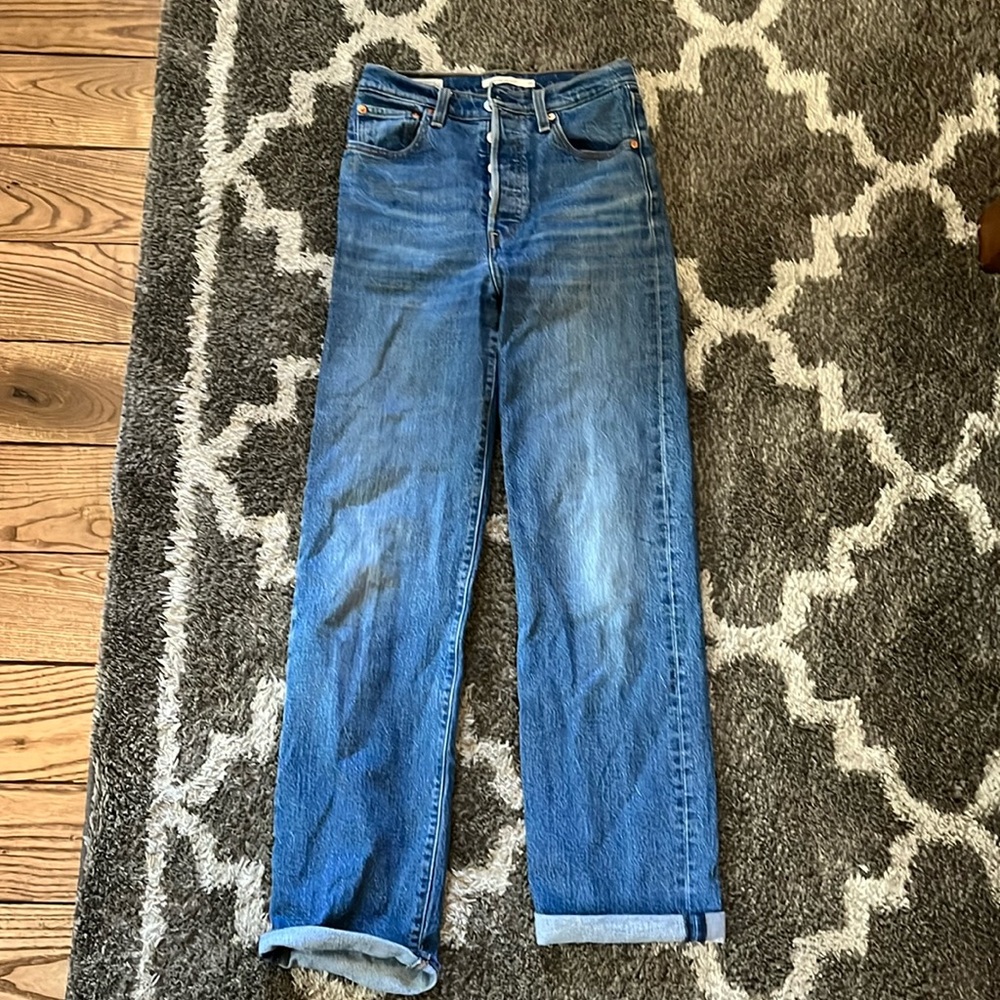 COPY - Ribcage Straight Levi’s